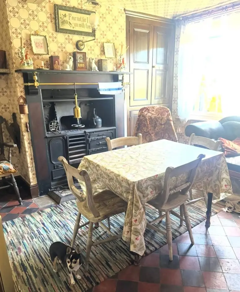 Victorian Kitchen Design: 40 Ideas a Designer Actually Loves 31 Authentic Victorian kitchen with original cast-iron range in chimney breast, quarry tile floor, and patterned wallpaper